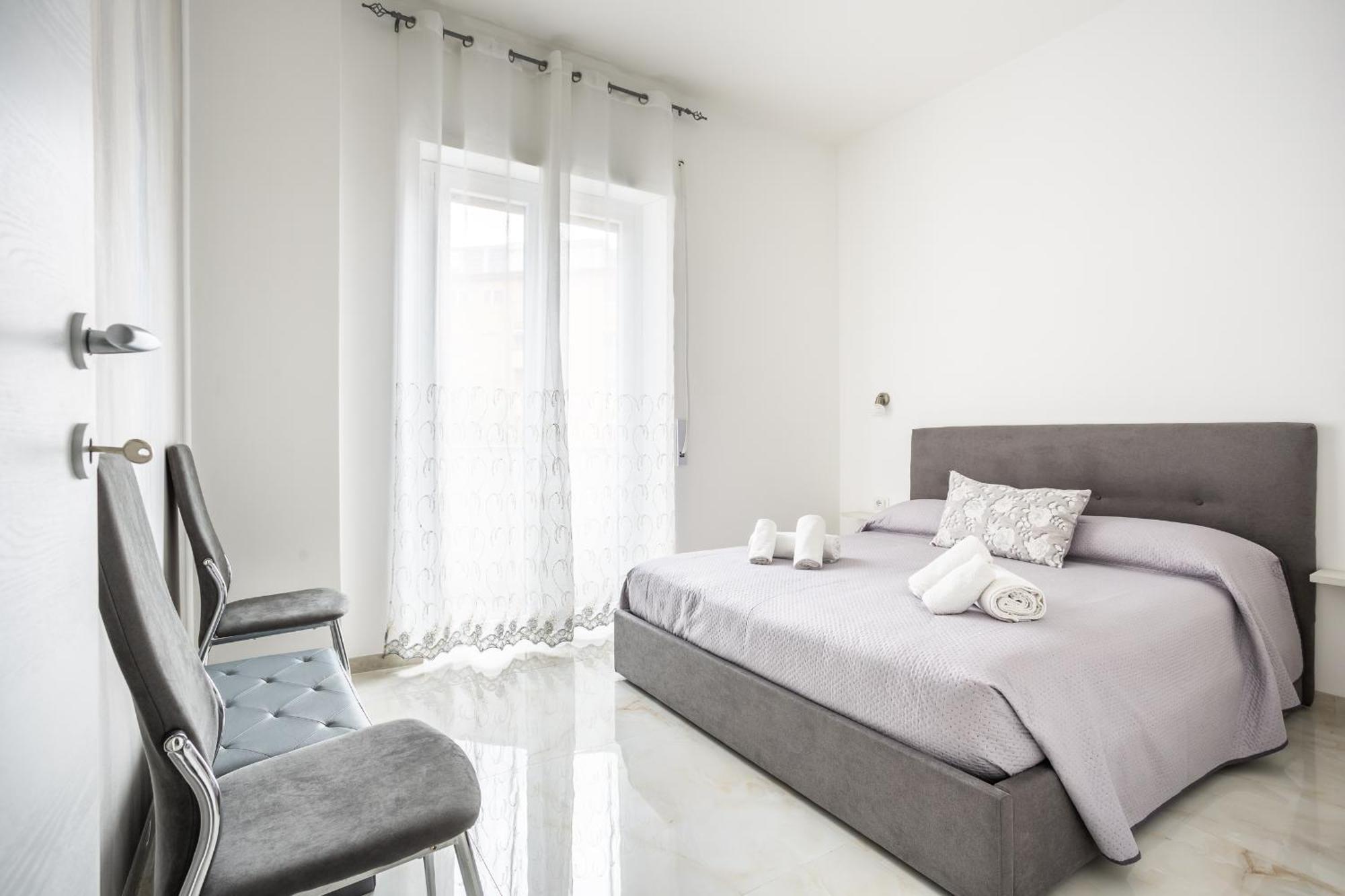 Portside Aparthotel โรม ภายนอก รูปภาพ